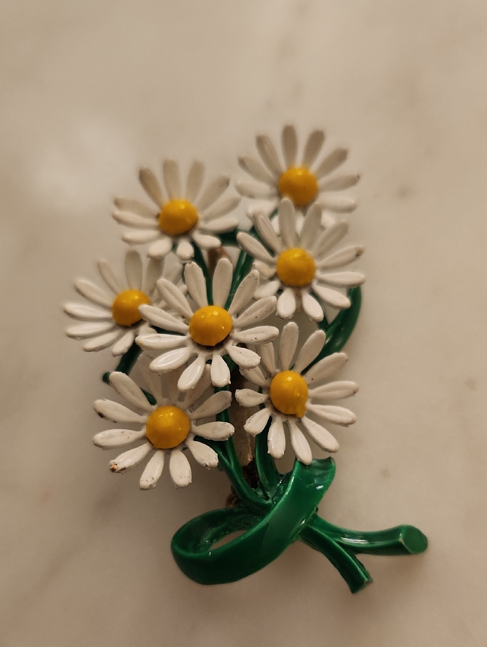Vintage Daisy Bouquet Enamel Brooch Pin - White & Yellow Flowers with Green Stem